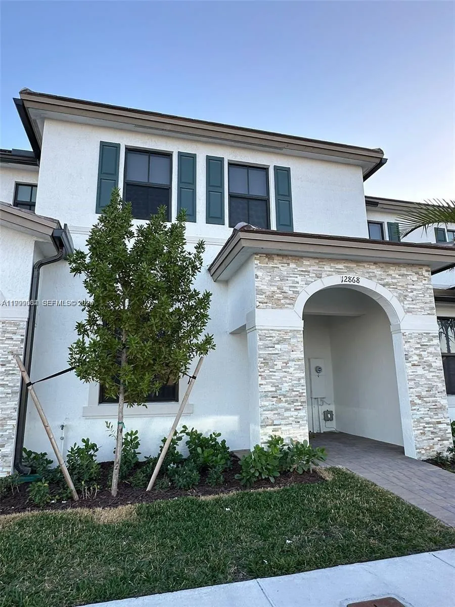 12868 SW 232nd Ter, Homestead FL 33032