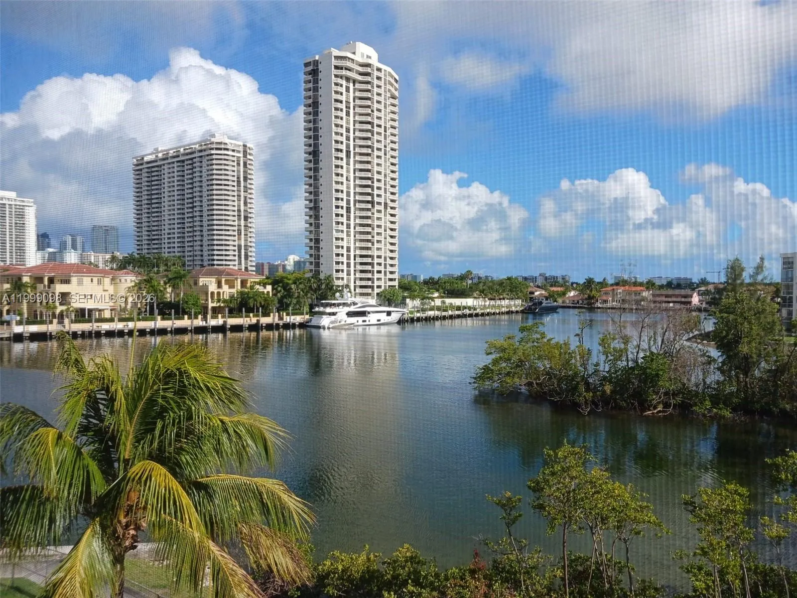 2980 Point East Dr # D407, Aventura FL 33160