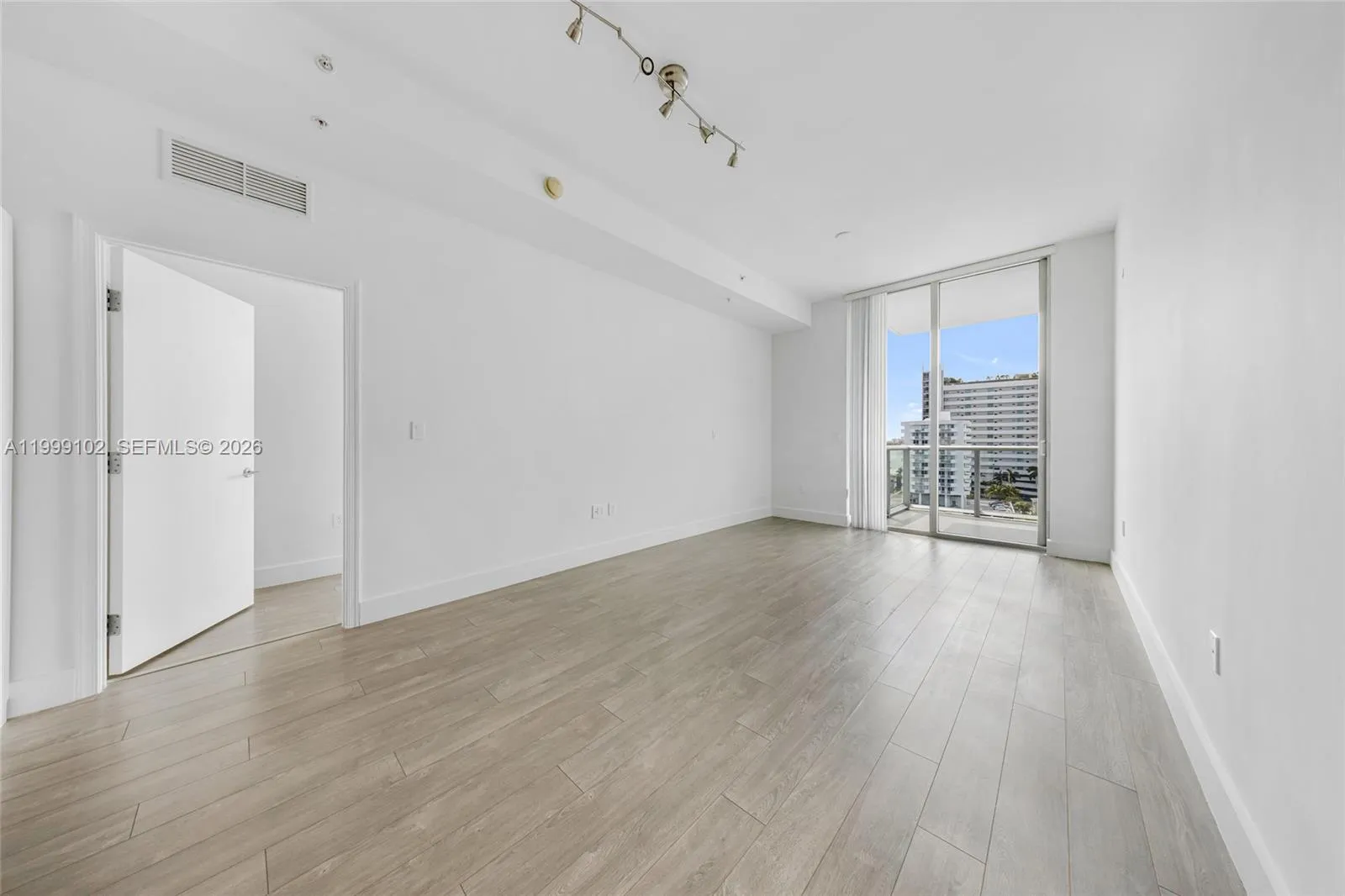 7928 East Dr # 902, North Bay Village FL 33141