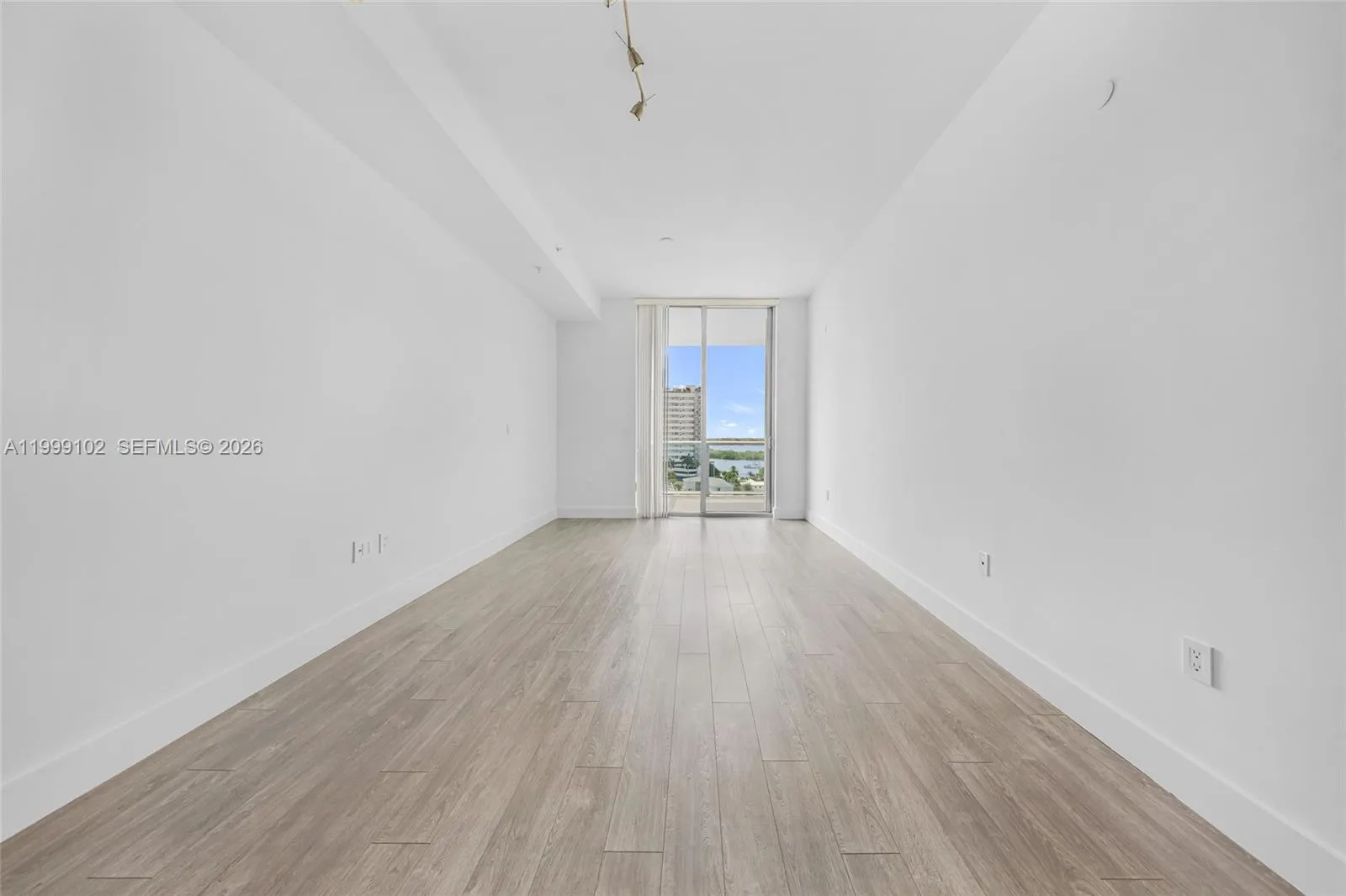 7928 East Dr # 902, North Bay Village FL 33141