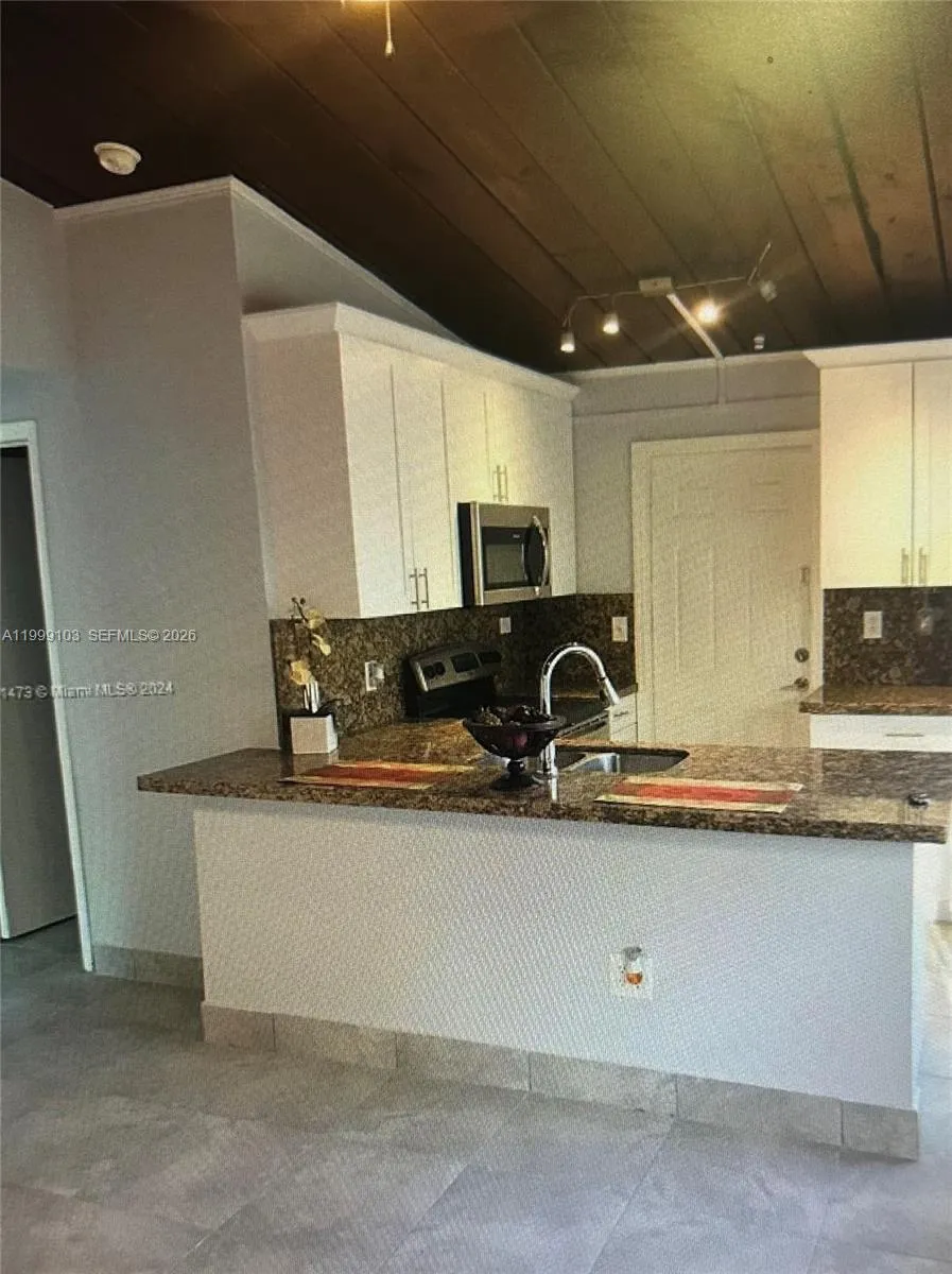 320 Ipswich St # 320, Boca Raton FL 33487