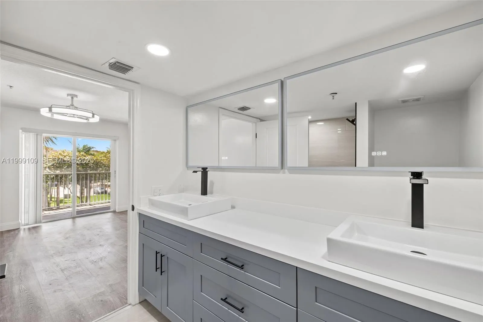 470 S Park Rd # 307, Hollywood FL 33021