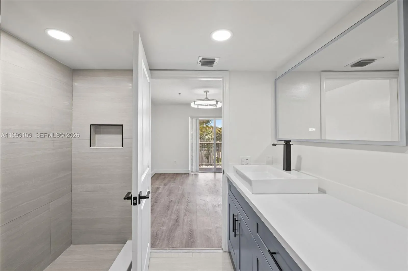 470 S Park Rd # 307, Hollywood FL 33021