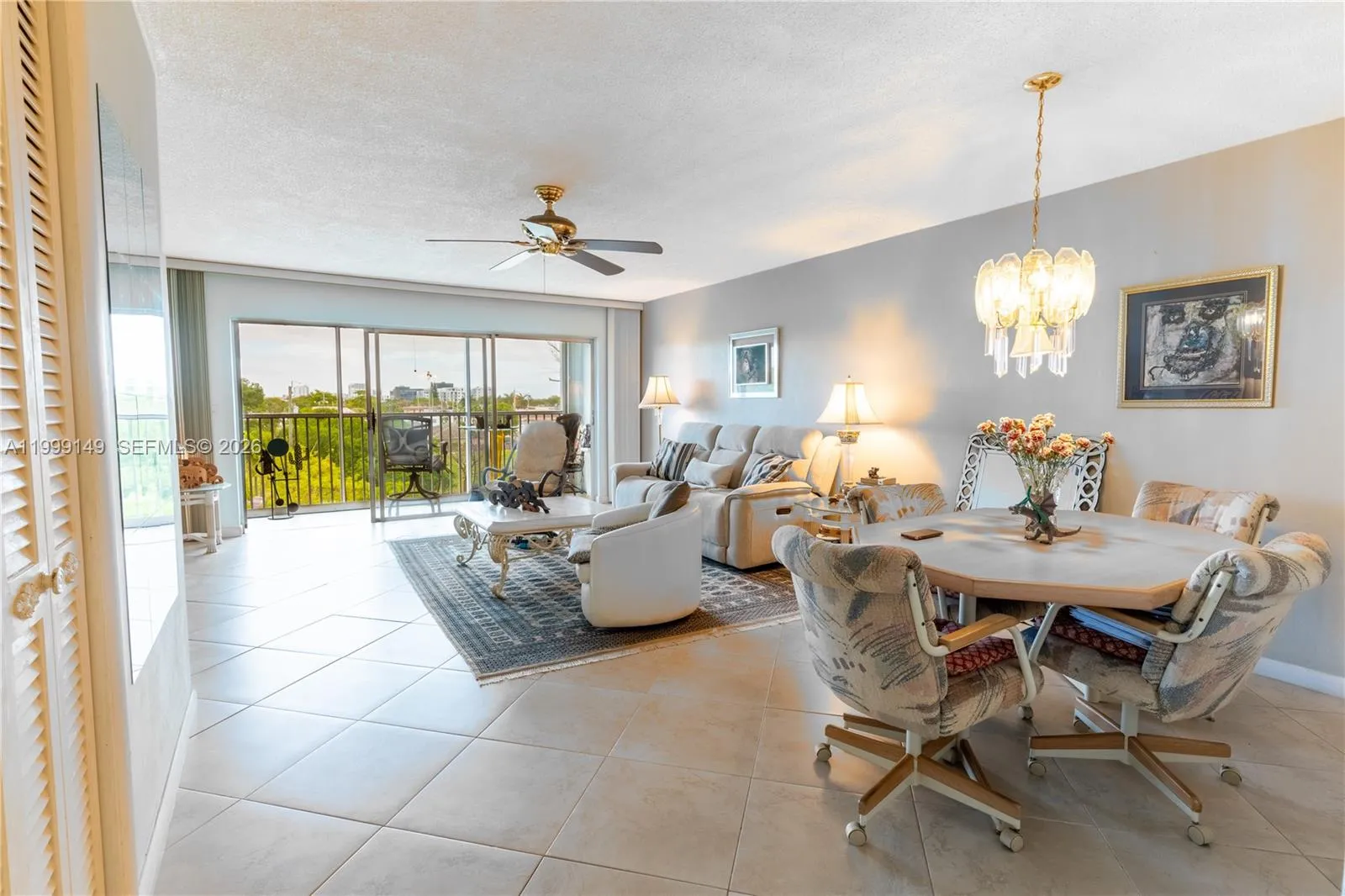 330 SE 2nd St # 405F, Hallandale Beach FL 33009