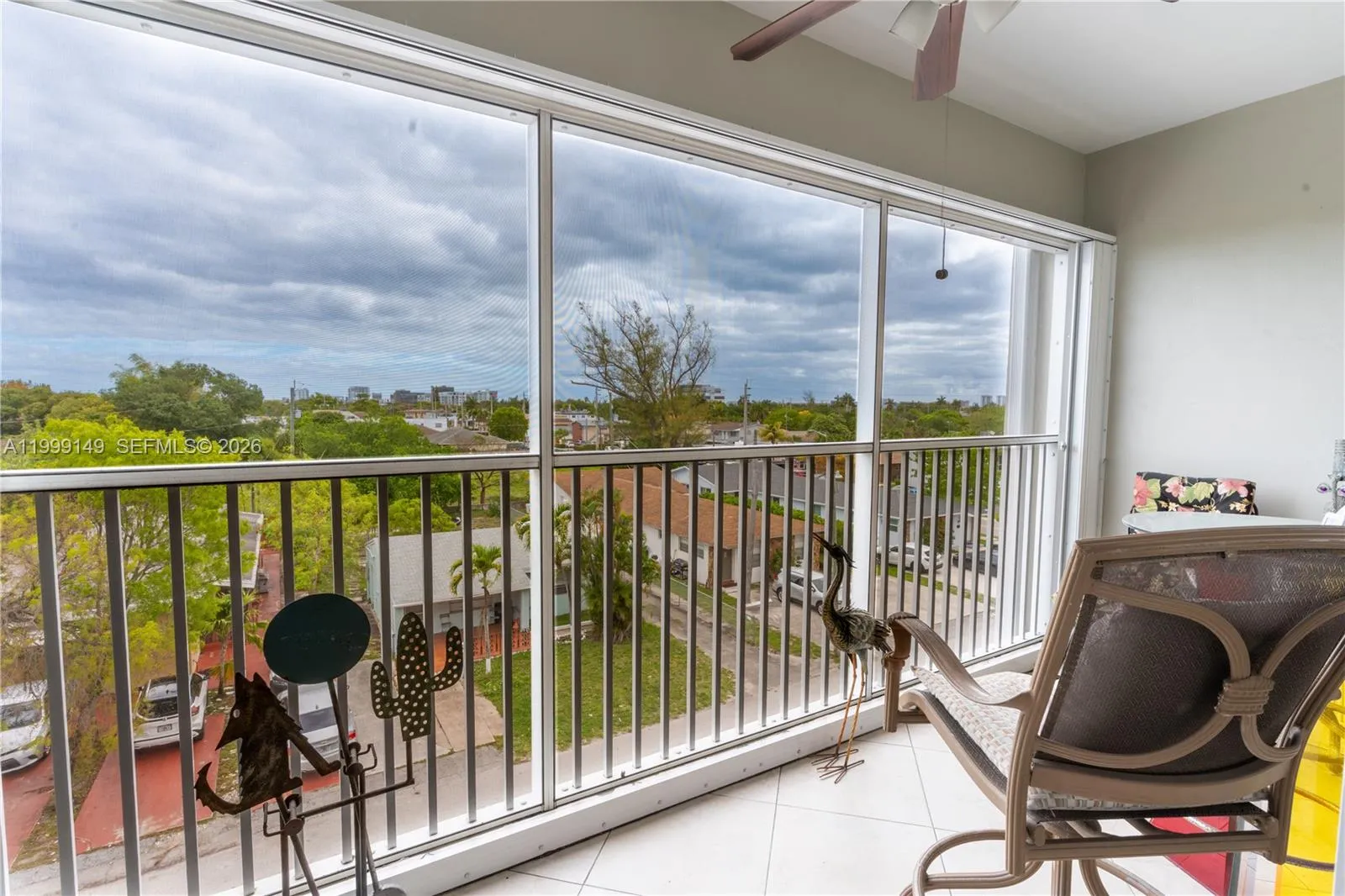 330 SE 2nd St # 405F, Hallandale Beach FL 33009