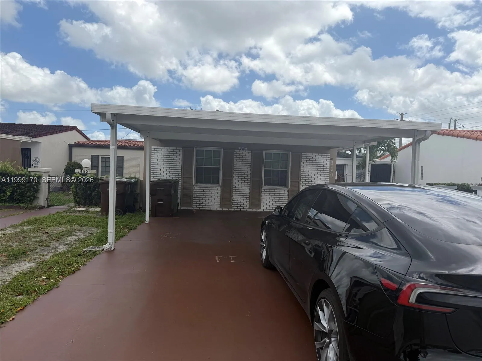 1486 W 72nd St, Hialeah FL 33014