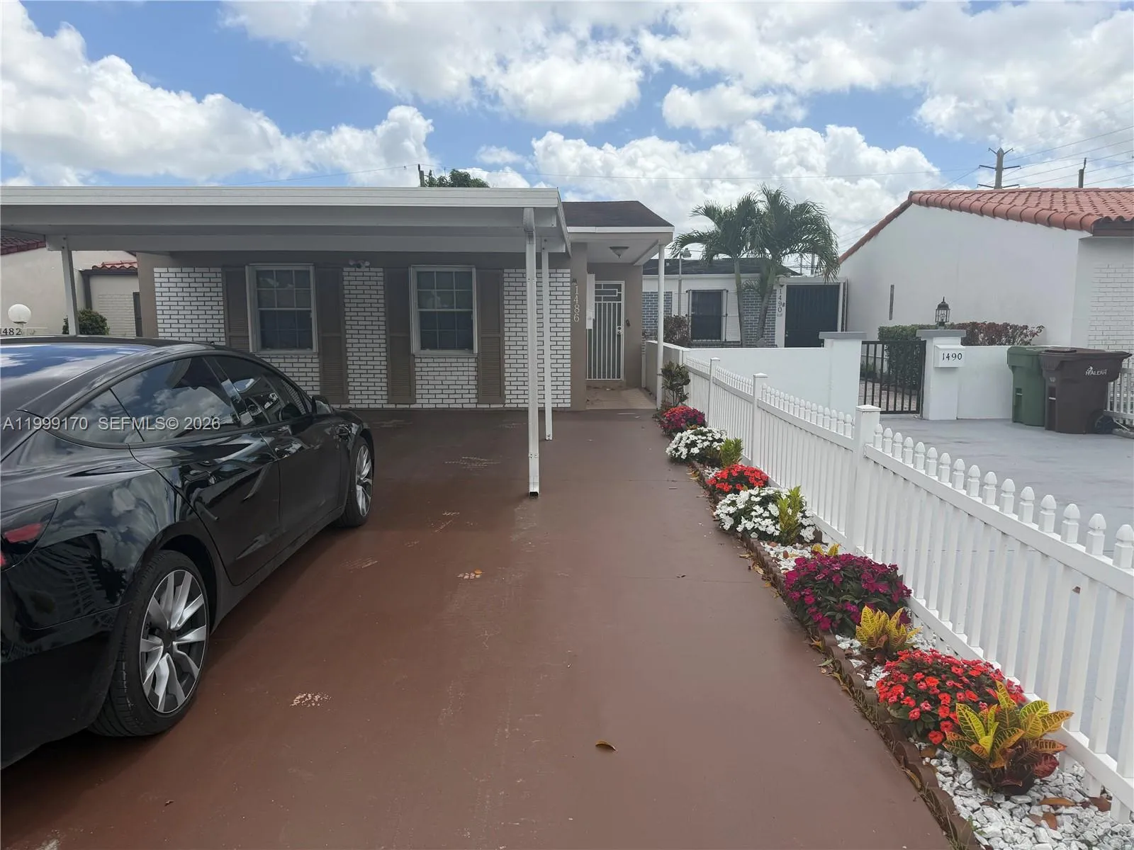 1486 W 72nd St, Hialeah FL 33014