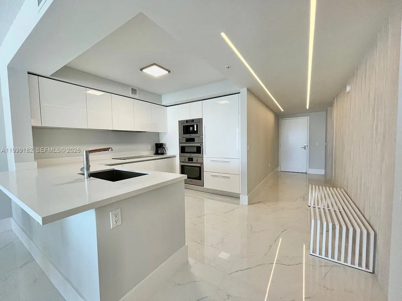 330 Sunny Isles Blvd # 905, Sunny Isles Beach FL 33160