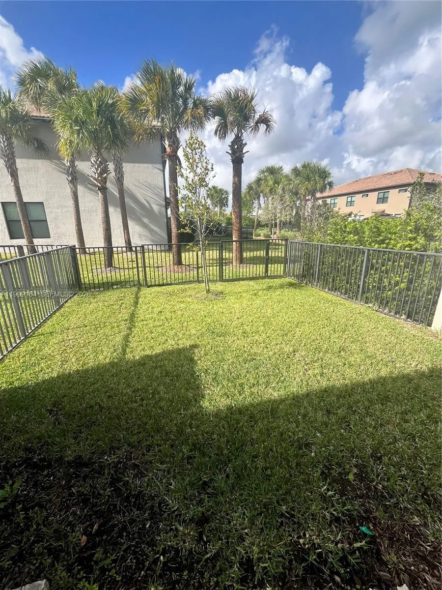 8659 Escue St # 1, Lake Worth FL 33467