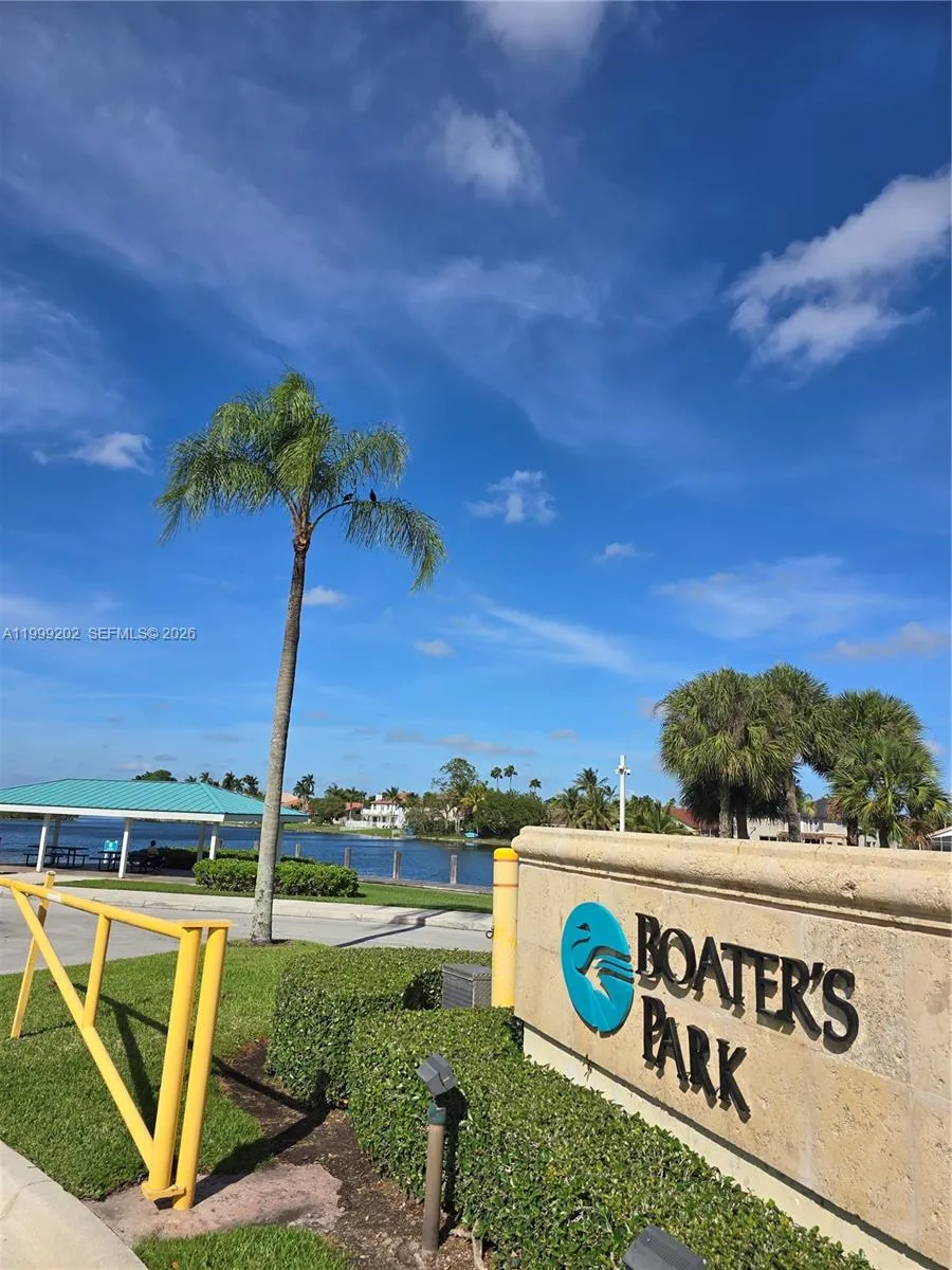 18341 NW 10th St, Pembroke Pines FL 33029