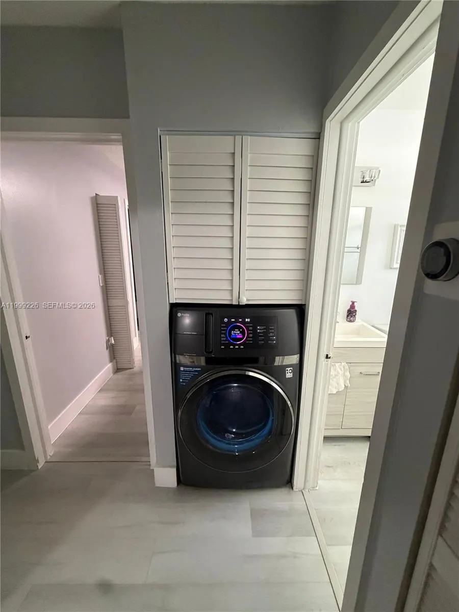 6878 NW 173 DRIVE # 907, Hialeah FL 33015