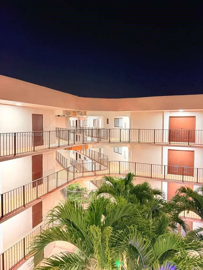 8420 SW 133rd Ave Rd # 419, Miami FL 33183