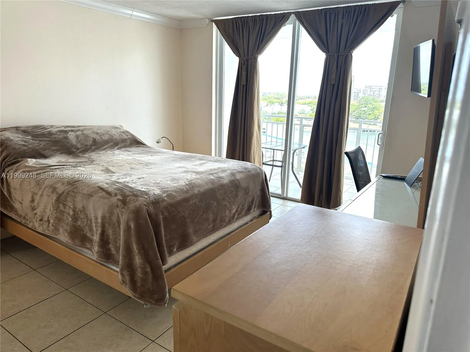 1801 S Ocean Dr # 837, Hallandale Beach FL 33009