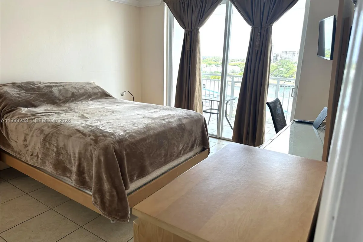 1801 S Ocean Dr # 837, Hallandale Beach FL 33009