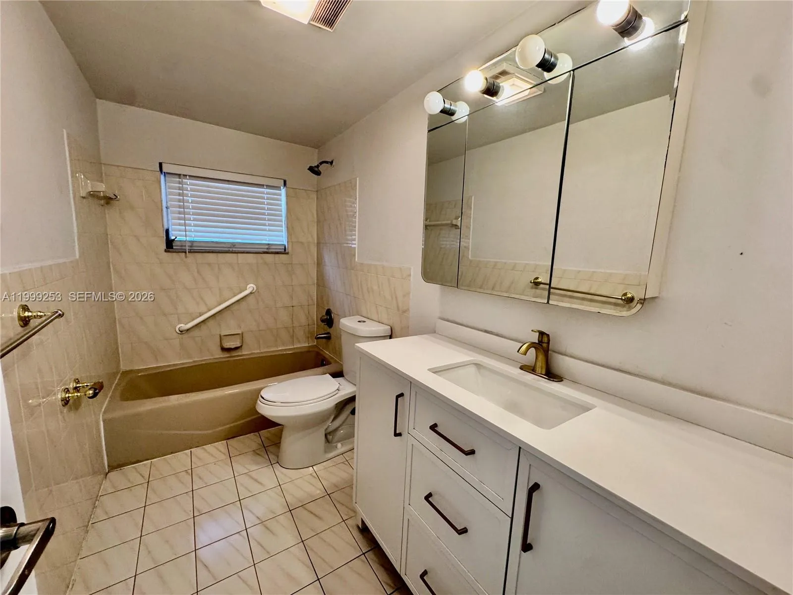 719 Glenn Pkwy # 2, Hollywood FL 33021