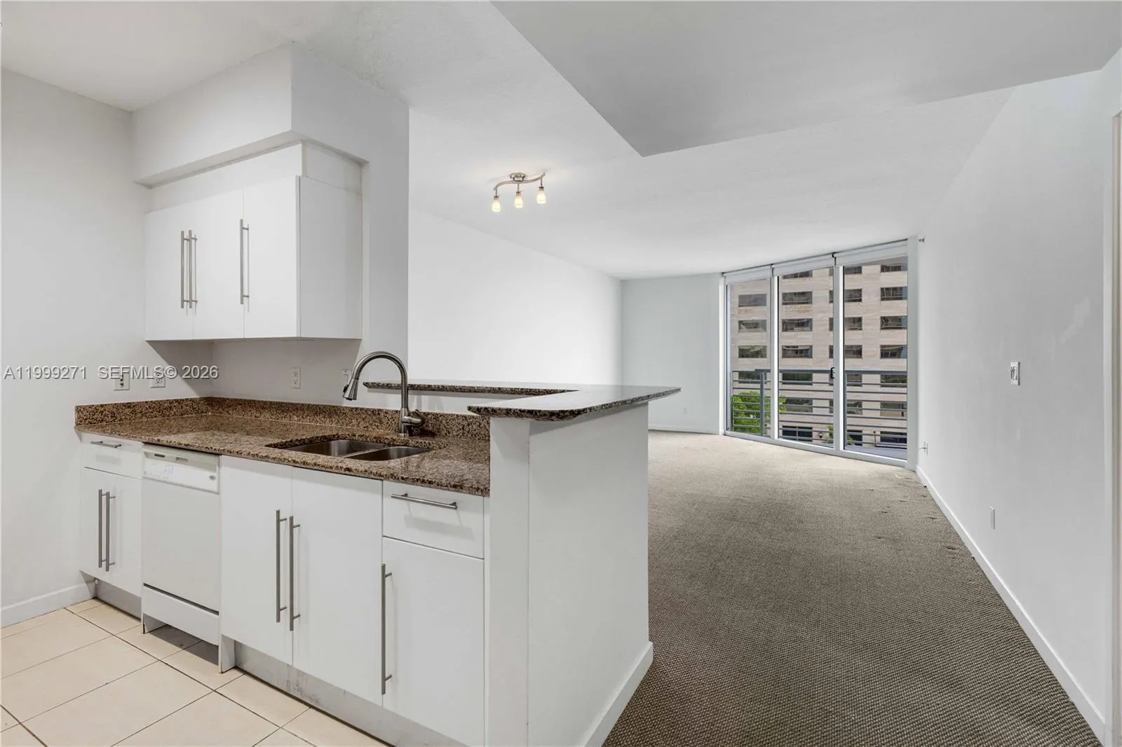 335 S Biscayne Blvd # 1004, Miami FL 33131