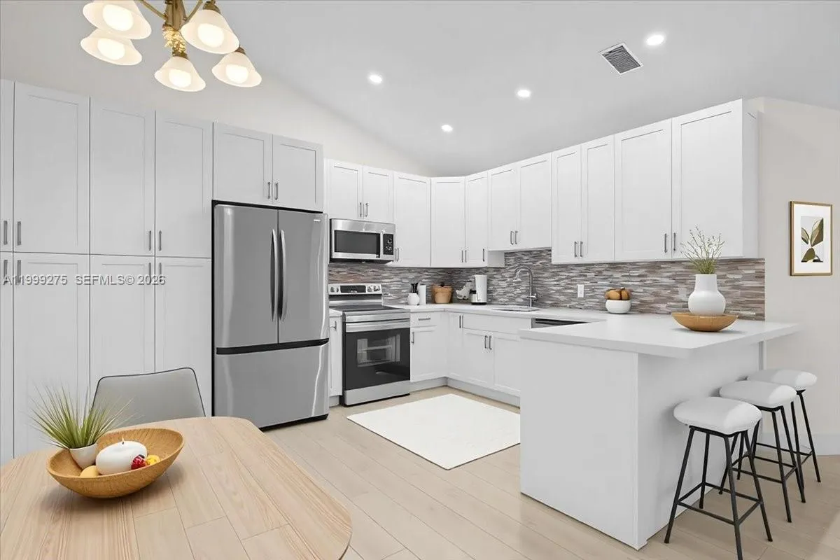 12680 Woodmill Dr, Palm Beach Gardens FL 33418