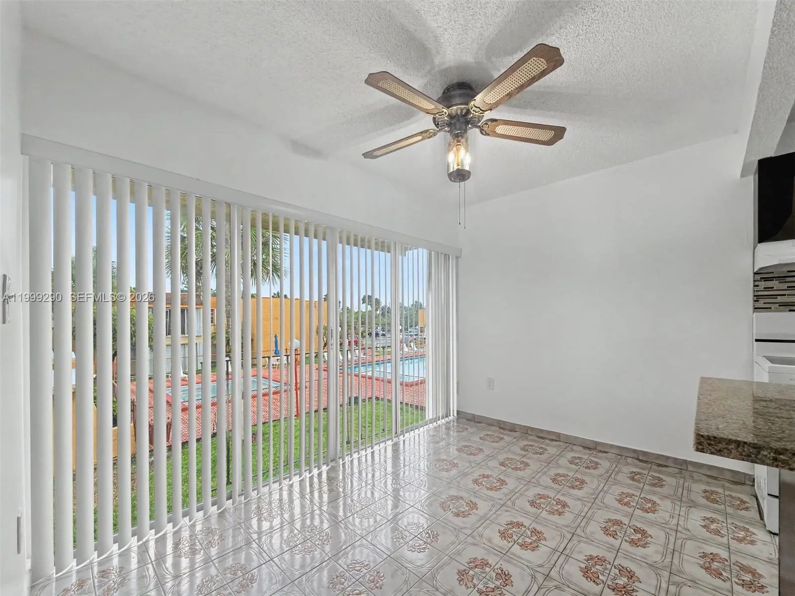 9340 W Flagler St # 207B, Miami FL 33174