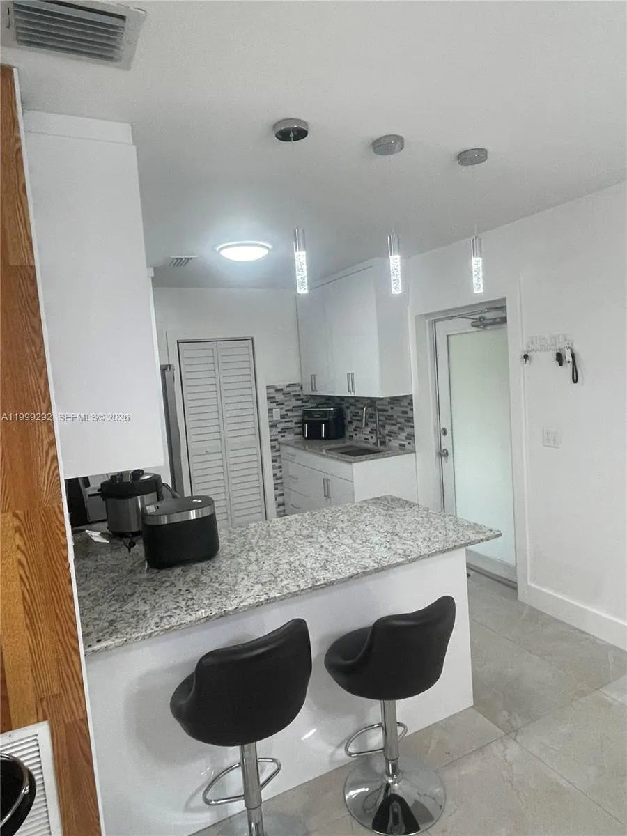 1331 NW 98th Ter, Miami FL 33147