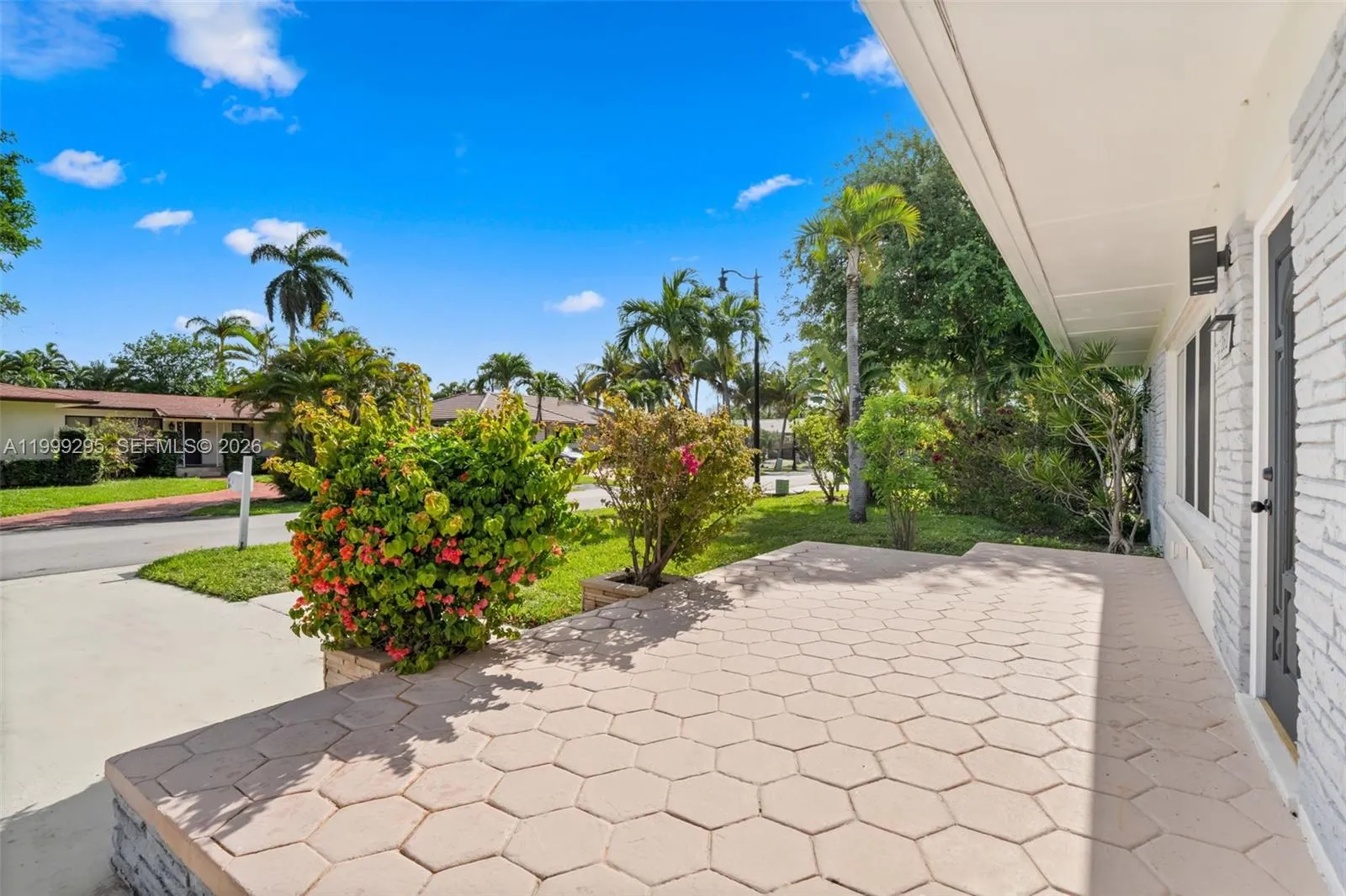 261 188th St # 261, Sunny Isles Beach FL 33160