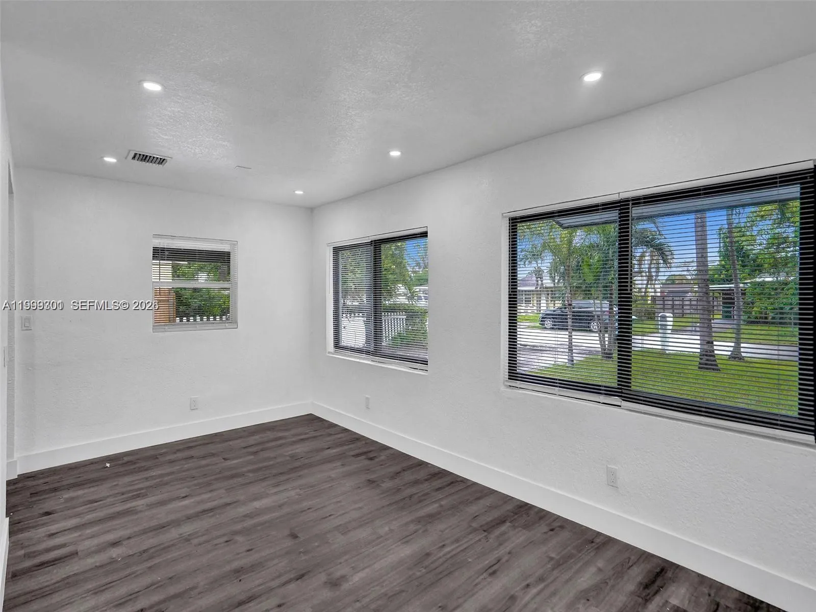 6420 SW 22nd Ct, Miramar FL 33023