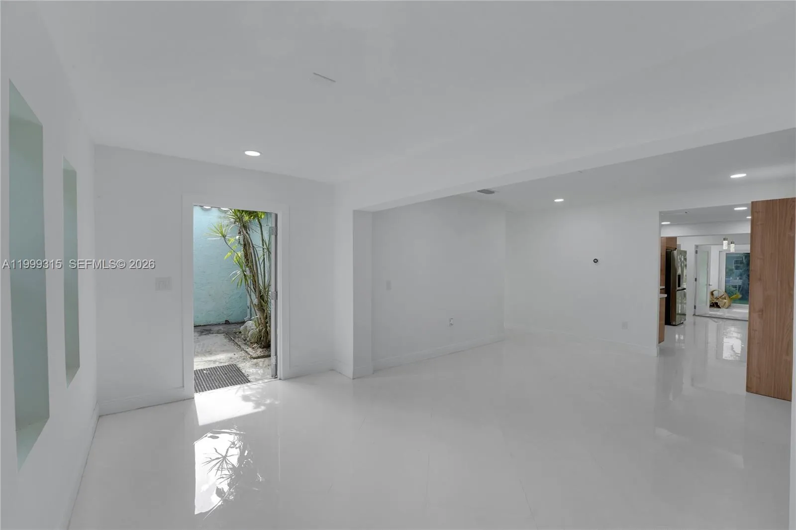 1137 SW 8th Ave, Fort Lauderdale FL 33315