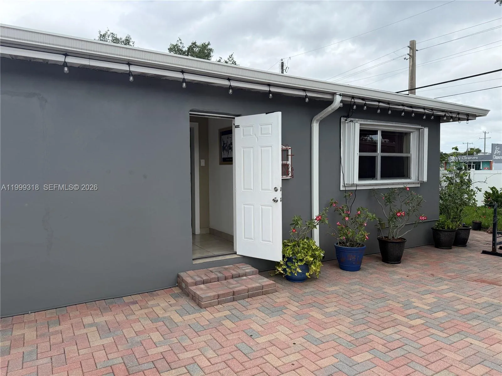 414 SW 2nd Ter # 0, Dania Beach FL 33004