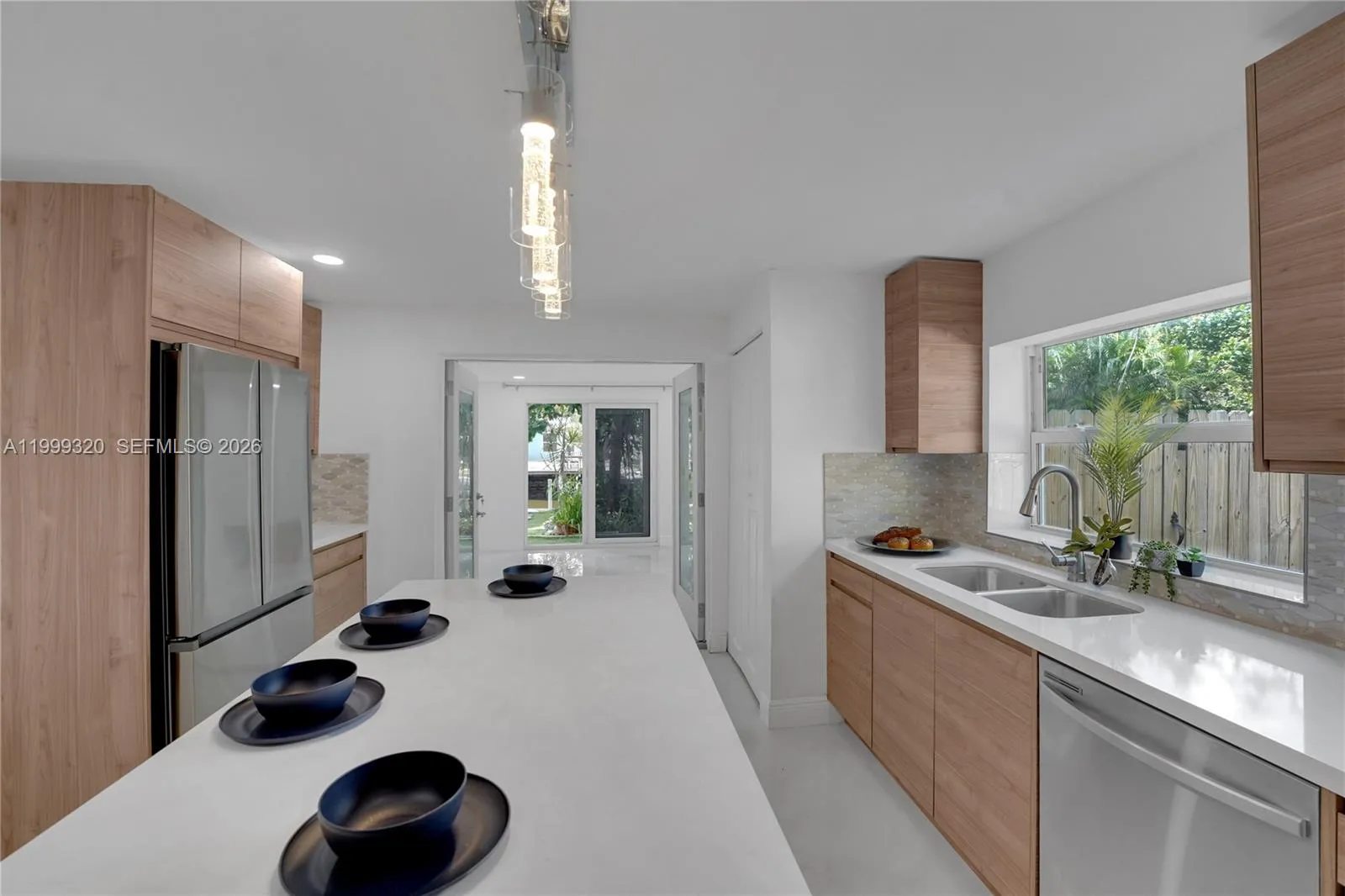 1137 SW 8th Ave, Fort Lauderdale FL 33315