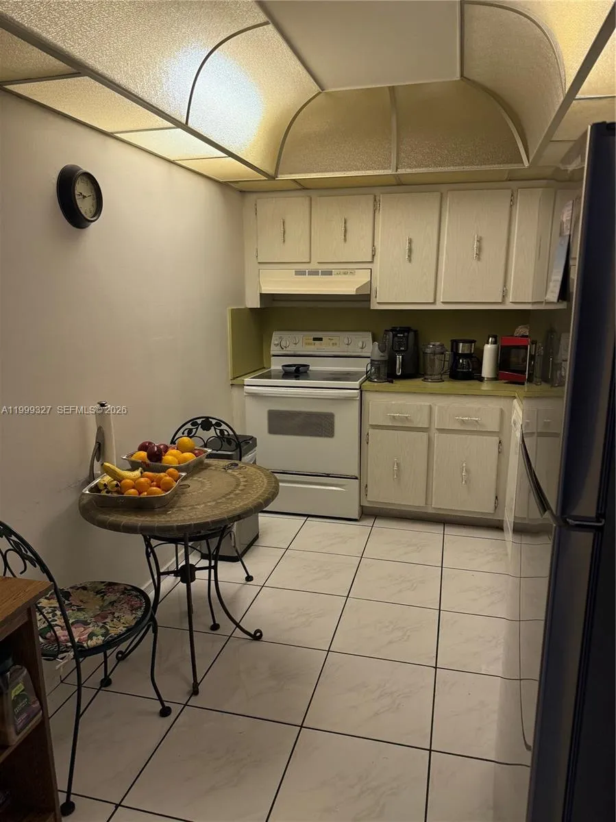 20335 W Country Club Dr # 206, Aventura FL 33180