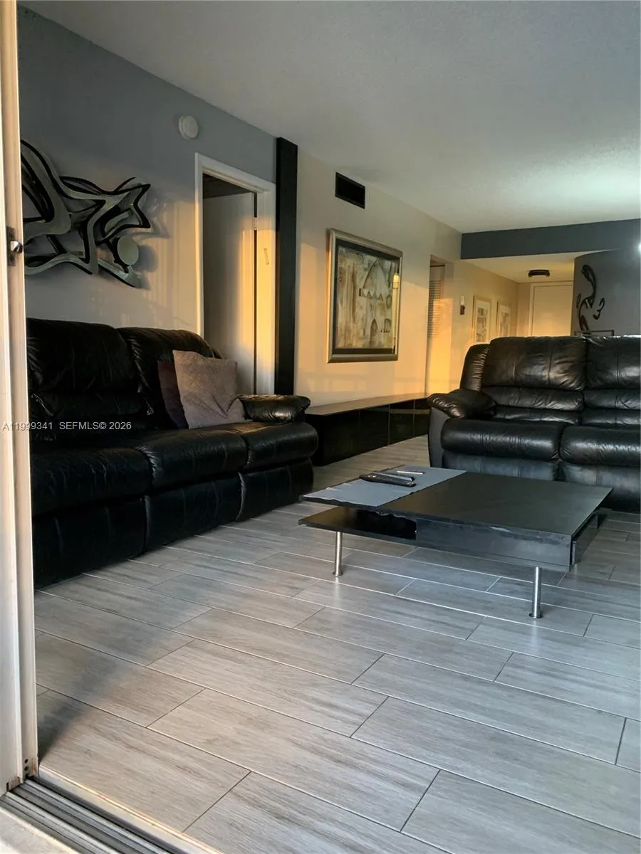 4025 N Nob Hill Rd # 508, Sunrise FL 33351