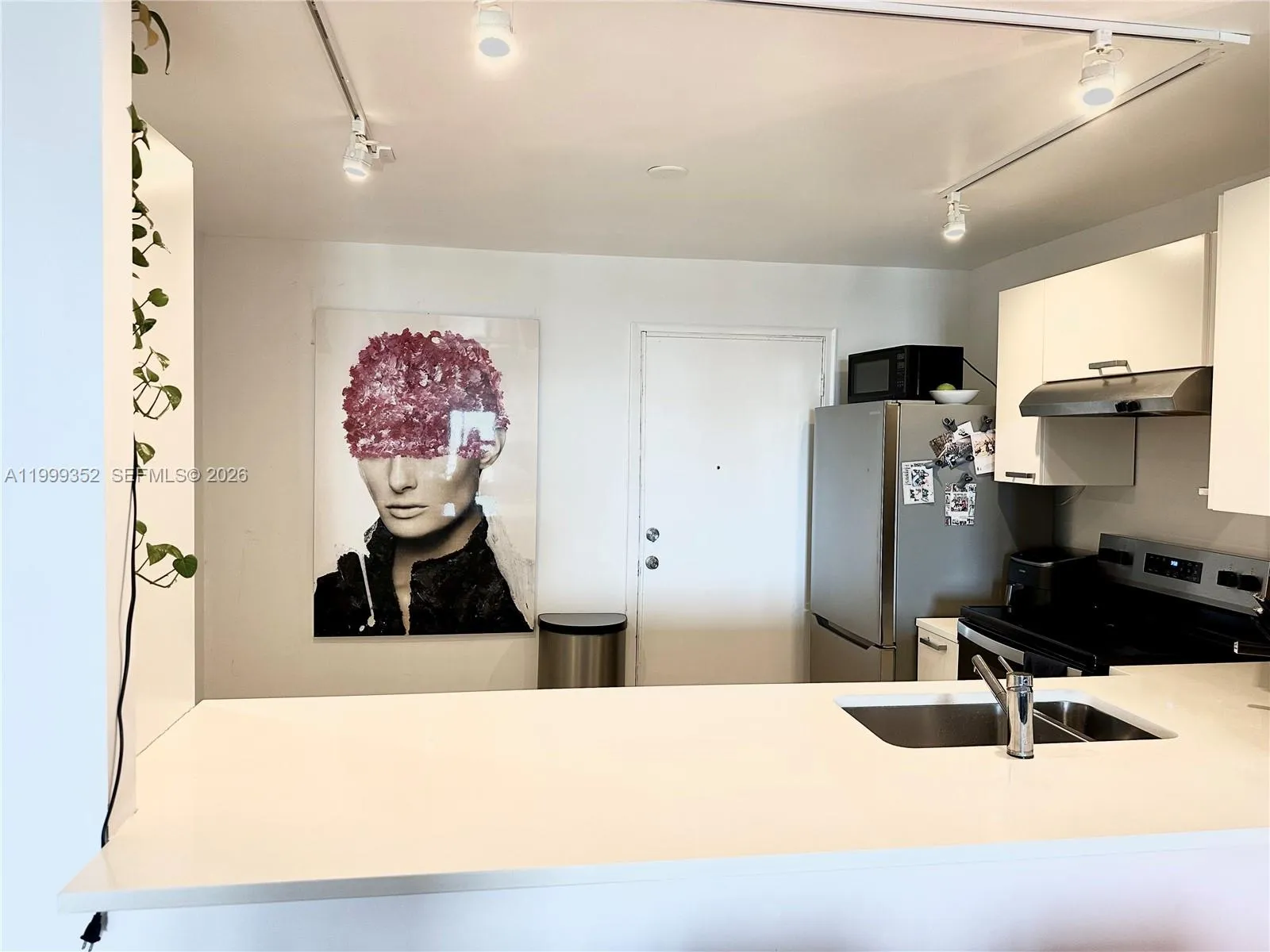 1020 Meridian Ave # 806, Miami Beach FL 33139