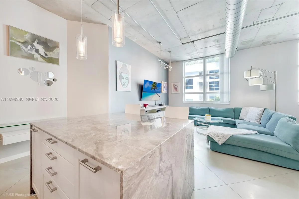 2001 Biscayne Blvd # 2311, Miami FL 33137