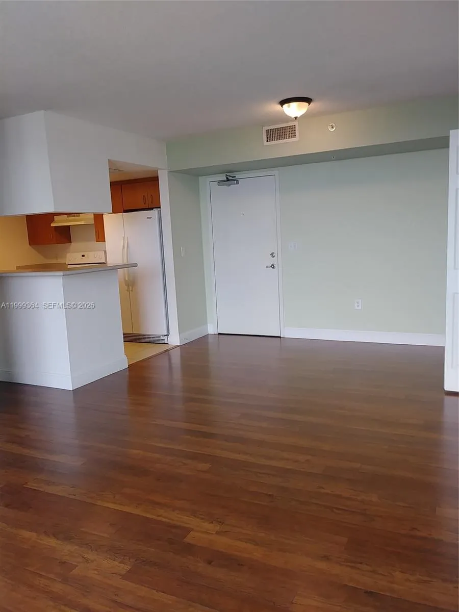 816 NW 11th St # 1002, Miami FL 33136