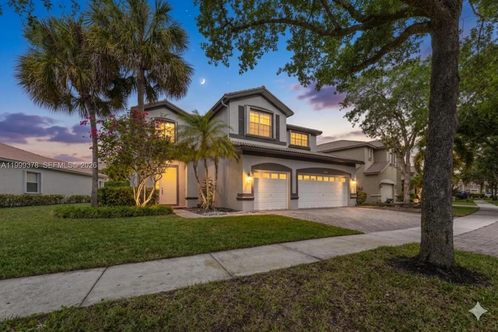 4207 W Whitewater Ave, Weston FL 33332