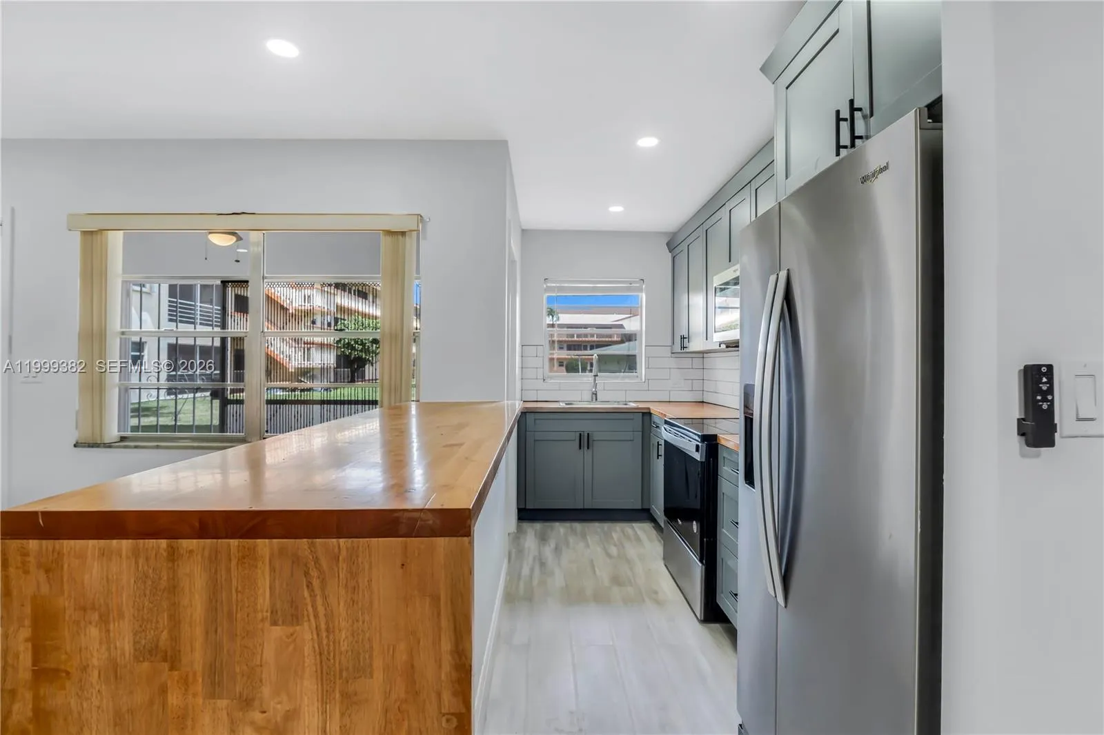 5300 Washington St # A137, Hollywood FL 33021