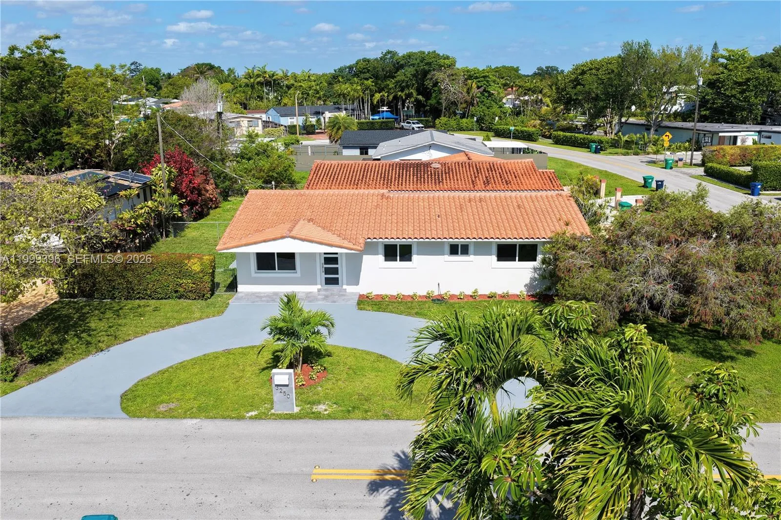 3250 SW 72 CT, Miami FL 33155