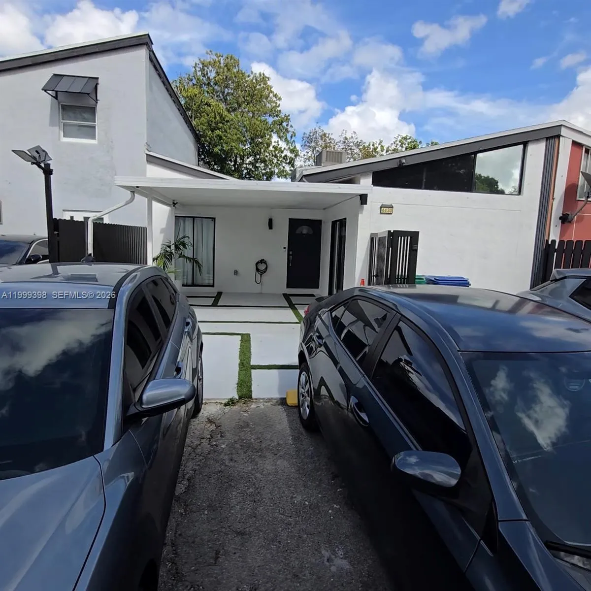 4430 NW 185th St, Miami Gardens FL 33055