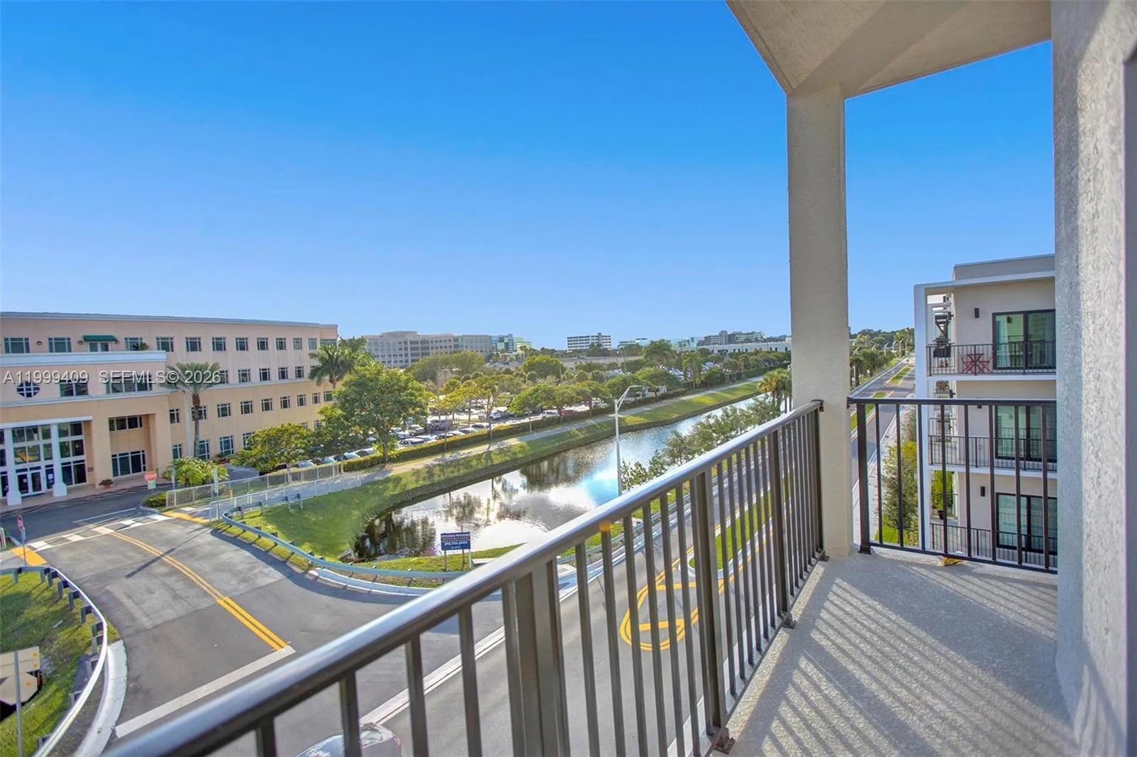 8265 NW 41st St # 406, Doral FL 33166