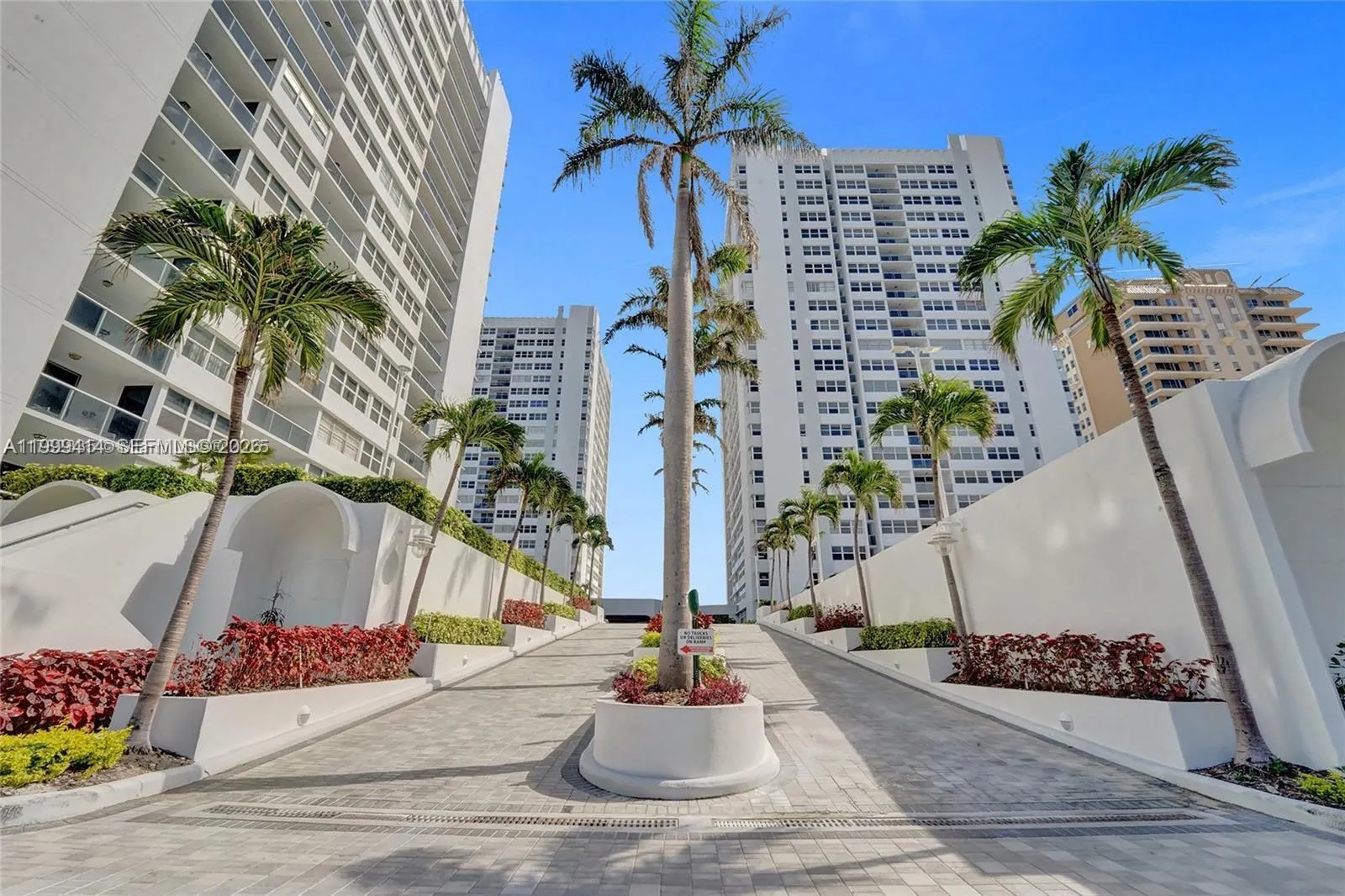 1880 S Ocean Dr, Hallandale Beach FL 33009