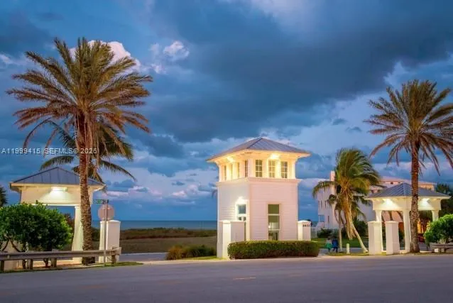 104 Ocean Estates Dr, Fort Pierce FL 34949