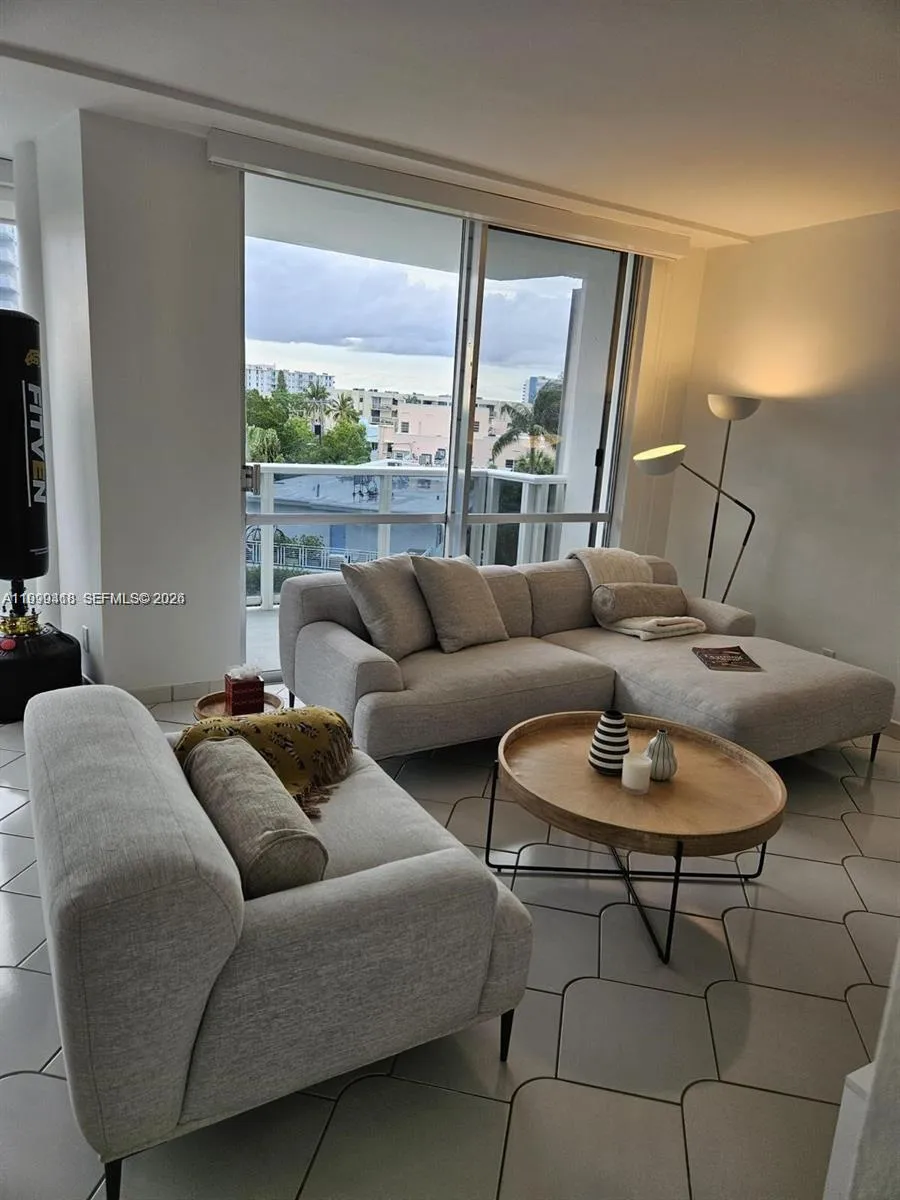 900 Bay Dr # 311, Miami Beach FL 33141