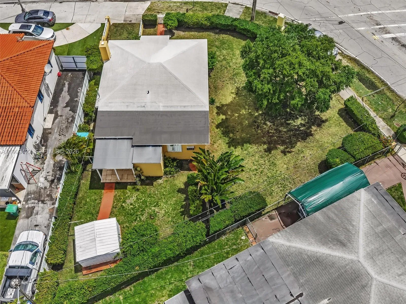 10 SW 72nd Ave, Miami FL 33144