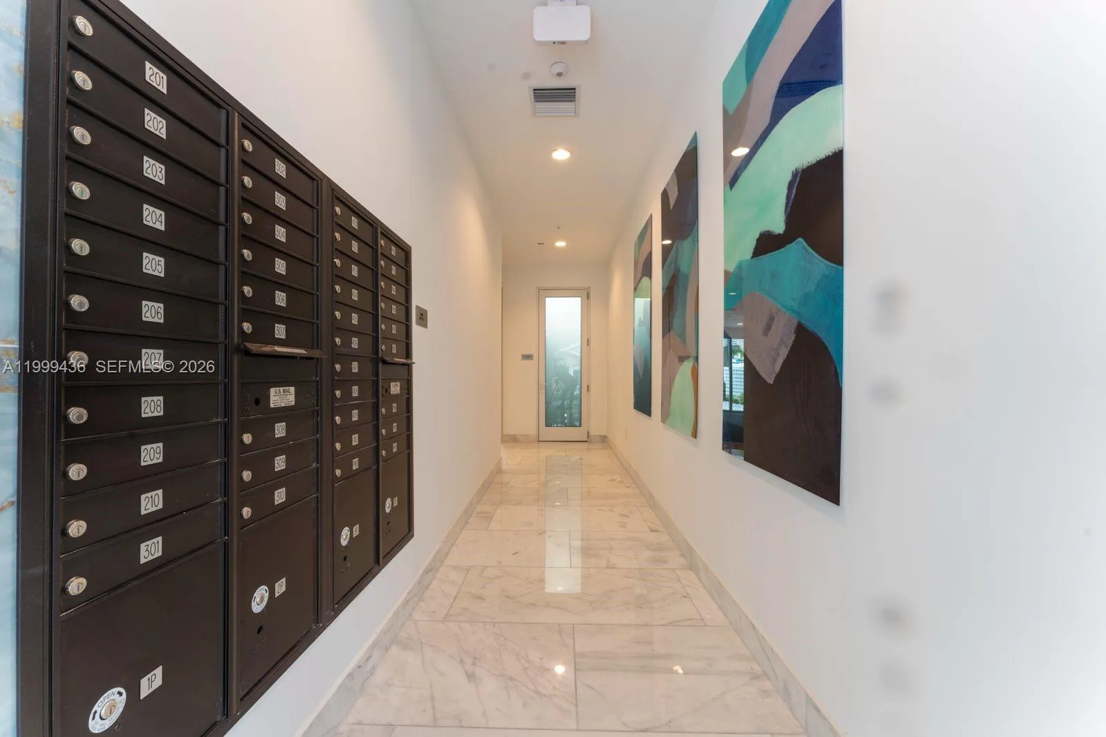 1850 Monroe St # 409, Hollywood FL 33020