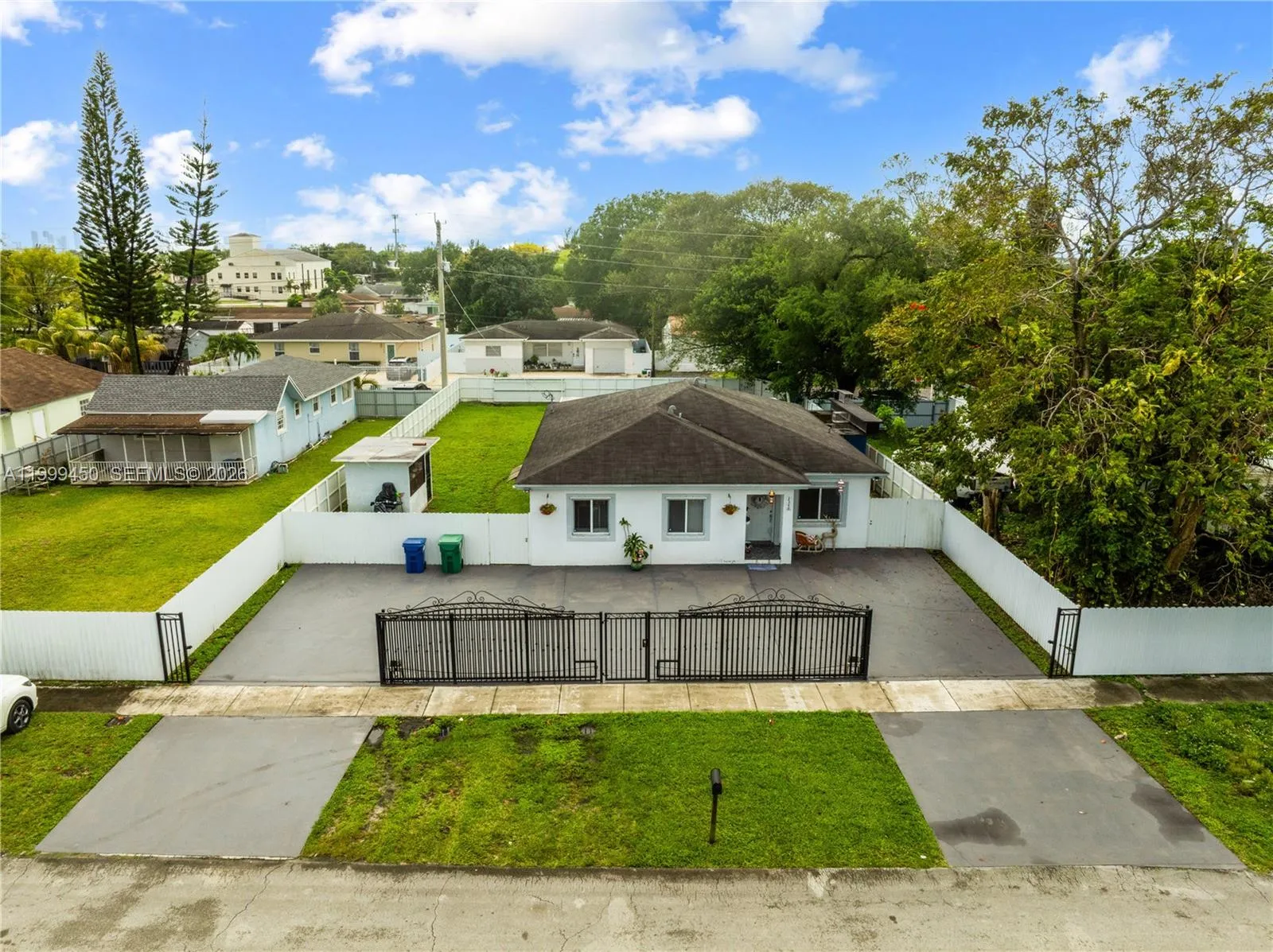 2346 NW 81st Ter, Miami FL 33147