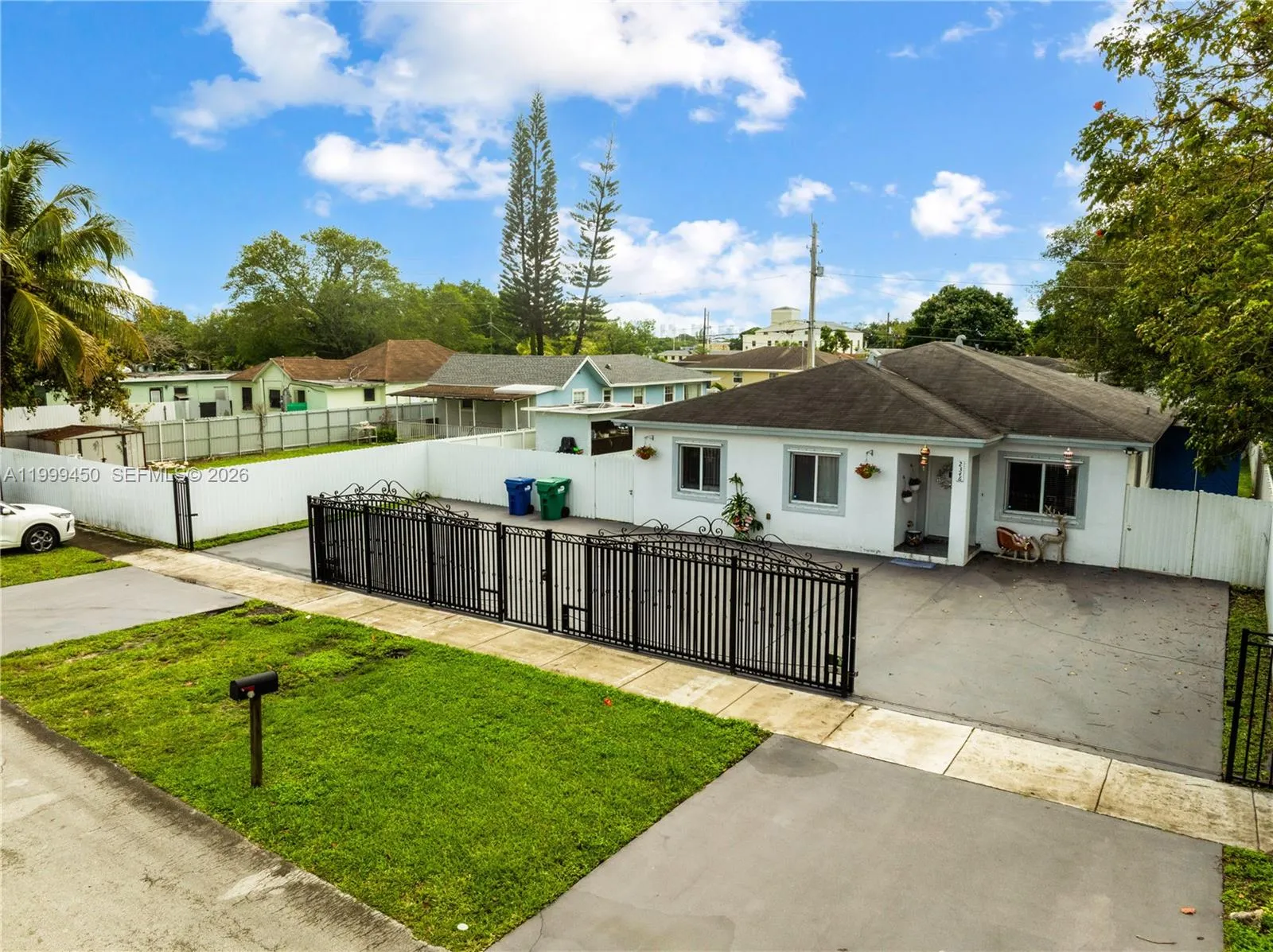 2346 NW 81st Ter, Miami FL 33147