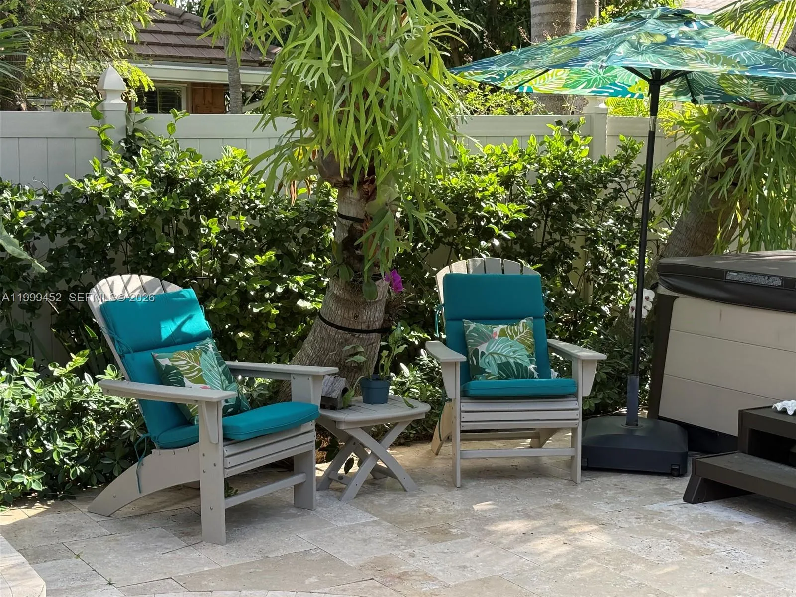 200 Blossom Ln, Palm Beach Shores FL 33404