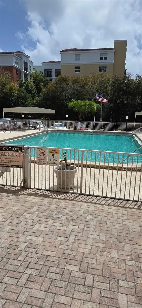 210 172nd St # 127, Sunny Isles Beach FL 33160