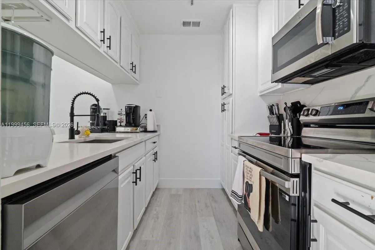 3627 Cocoplum Cir # 34114, Coconut Creek FL 33063