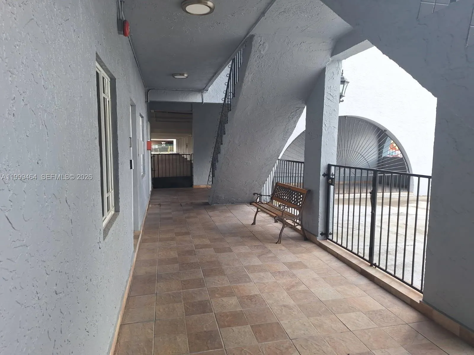 1300 W 53rd St # 19, Hialeah FL 33012