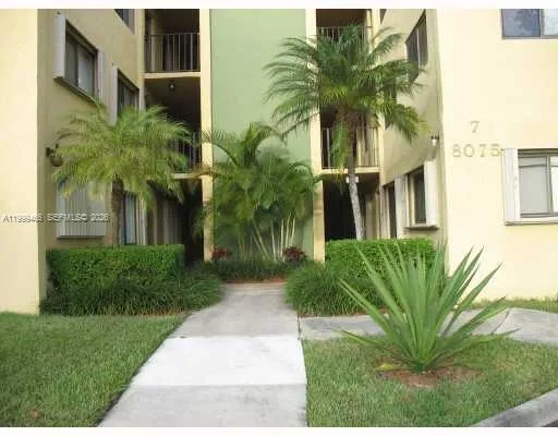 8075 SW 107th Ave # 305, Miami FL 33173